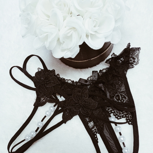 2 pairs • lolita sexy pearl cutout front black floral ruffle lace thong panties - Picture 3 of 3